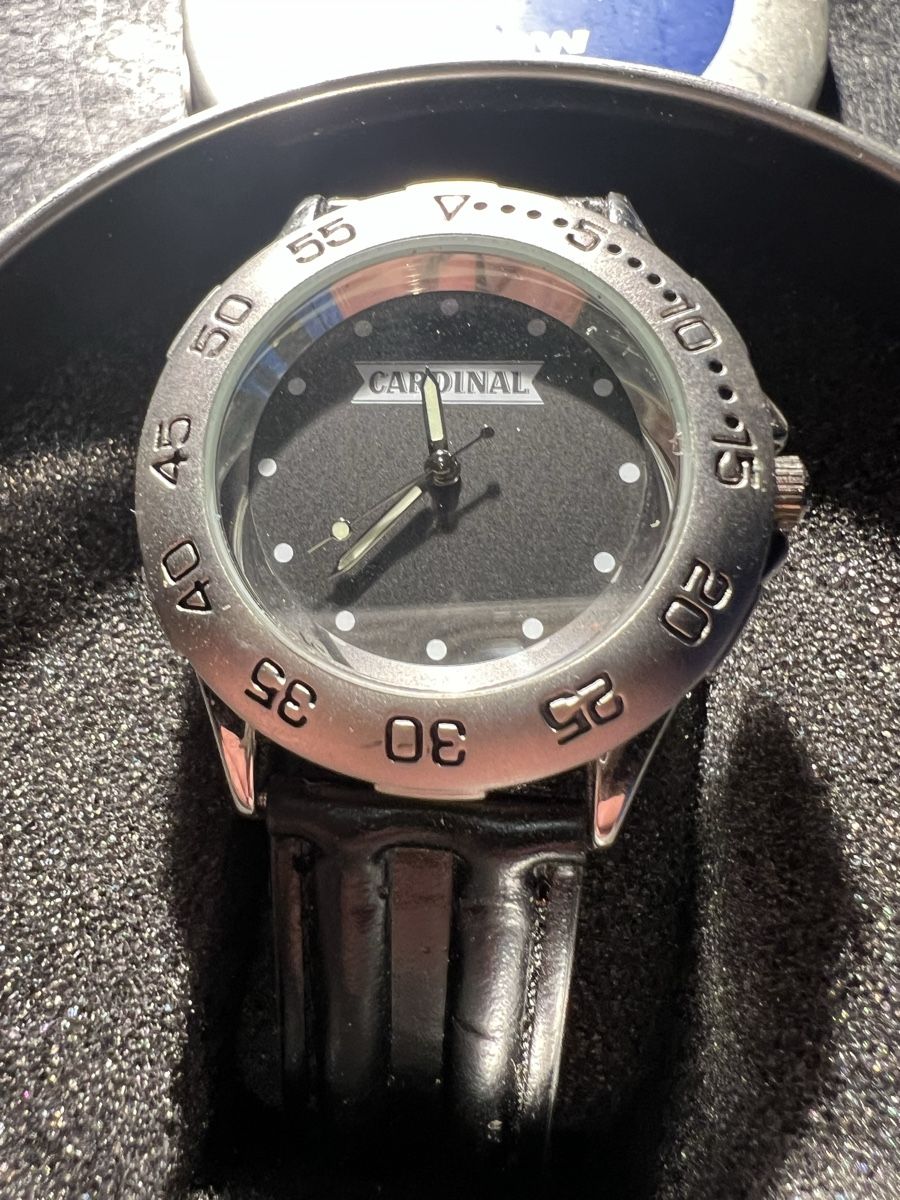Cardinal Uhren: Cardinal Uhr – Gebraucht aus Laufen von groove60 4