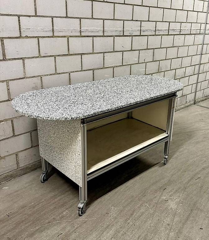 Tavoli: Granit Tisch / Beistelltisch – Usato da Liebefeld venduto da RobyB8