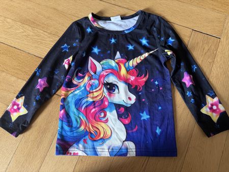 Langarmshirt Einhorn Motiv schwarz Grösse 110 4-5 Jahre