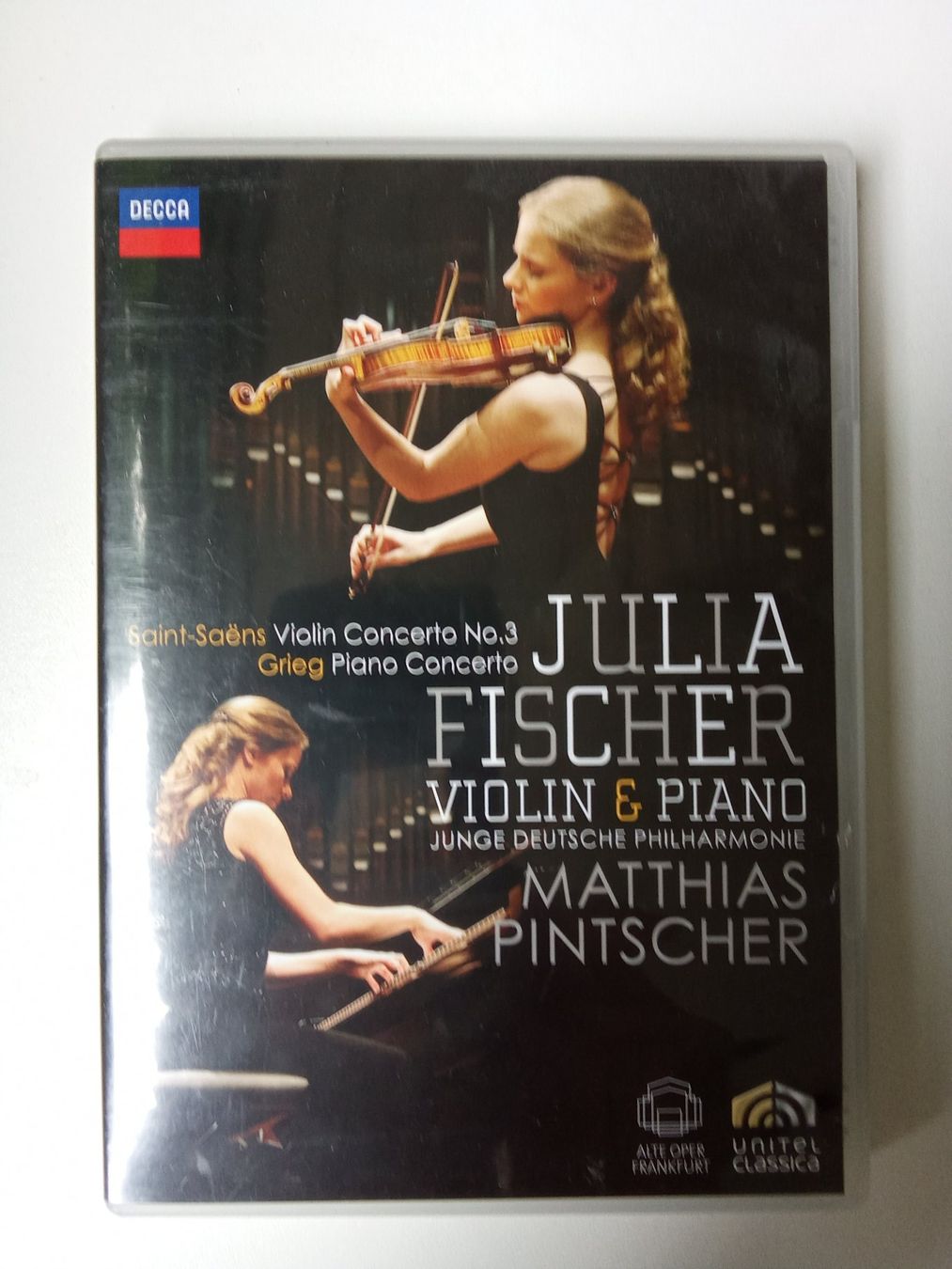 Tutti i DVDs: Julia Fischer spielt ein Violinkonzert & ein Klavierkonzert – Usato da Bilten venduto da Bora3