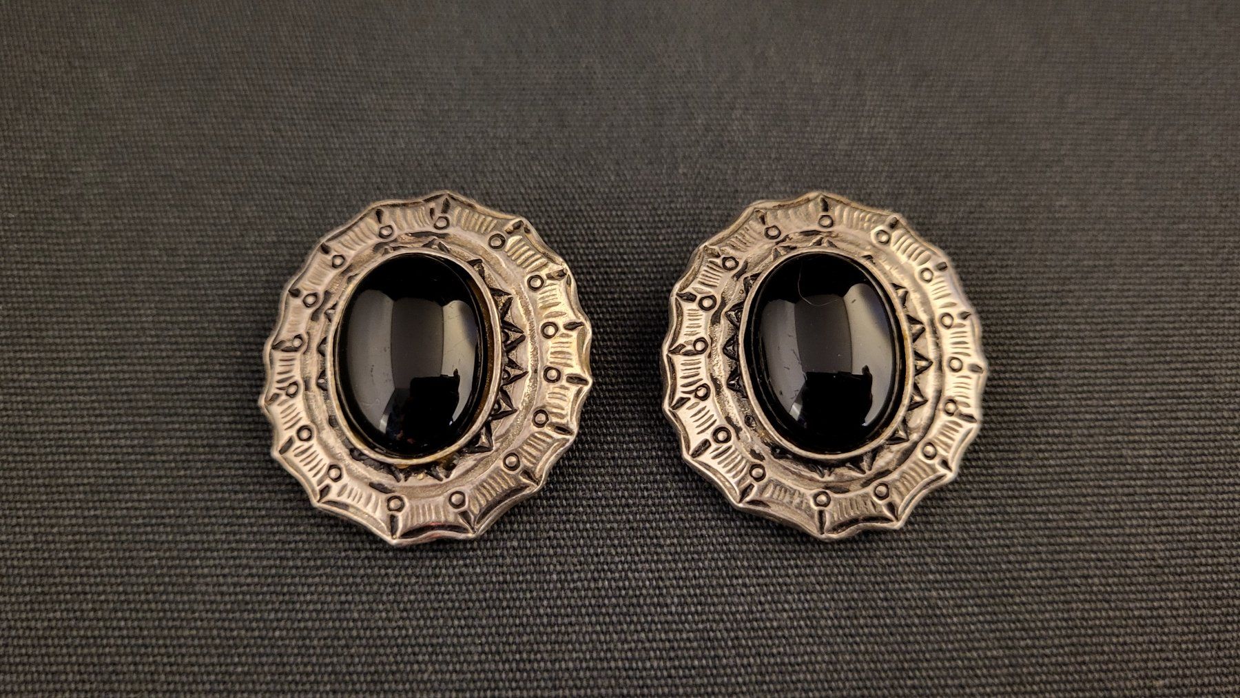 Orecchini pendenti & Orecchini a lobo: Sterling Ohrclips mit Onyx – Usato da Basel venduto da spinne02