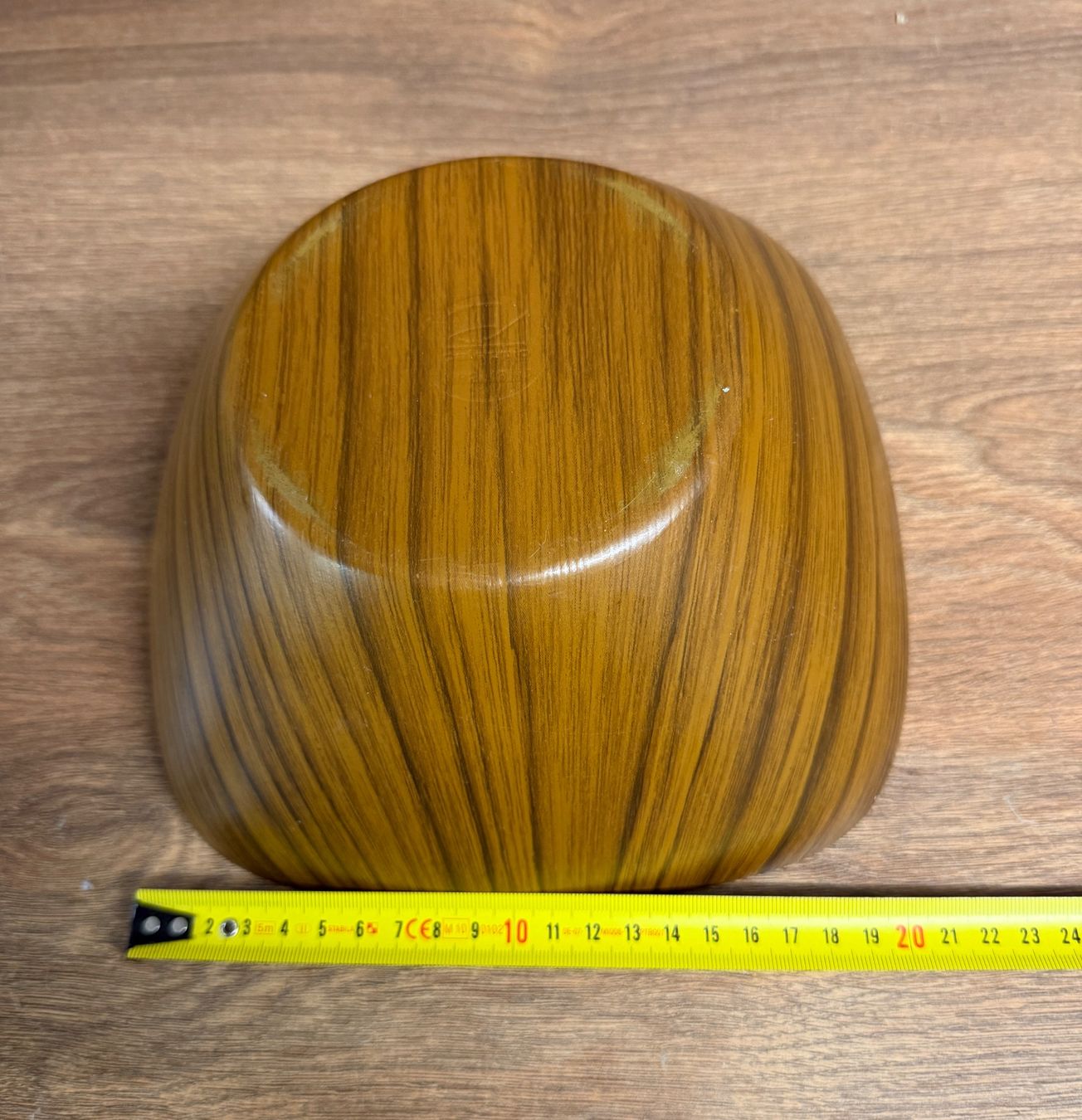 Coupes: Schale / Holz – D'occasion à Nussbaumen AG par olitech5415 1