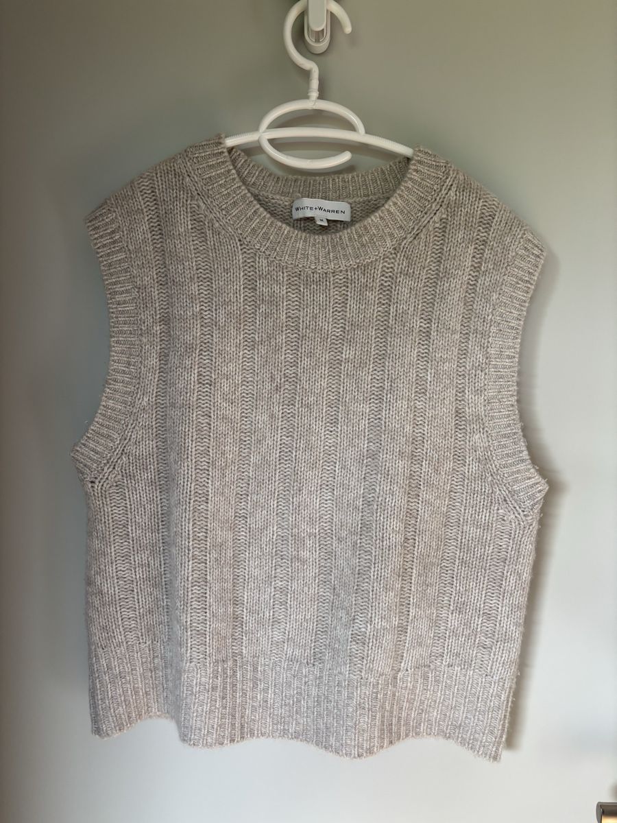 Pullover & Sweatshirts: Kaschmir Pullunder beige von White and Warren – Gebraucht aus Winkel von Zimtguetzli