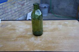 GIFTFLASCHE VINTAGE TOTENKOPF FLASCHE
