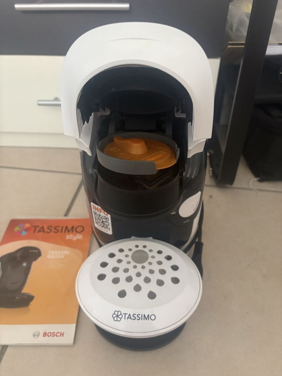 Bosch Kaffeemaschinen & Espressomaschinen: Machine a cafe Tassimo Style occasion bon etat – Gebraucht aus Bière von jojo112 3