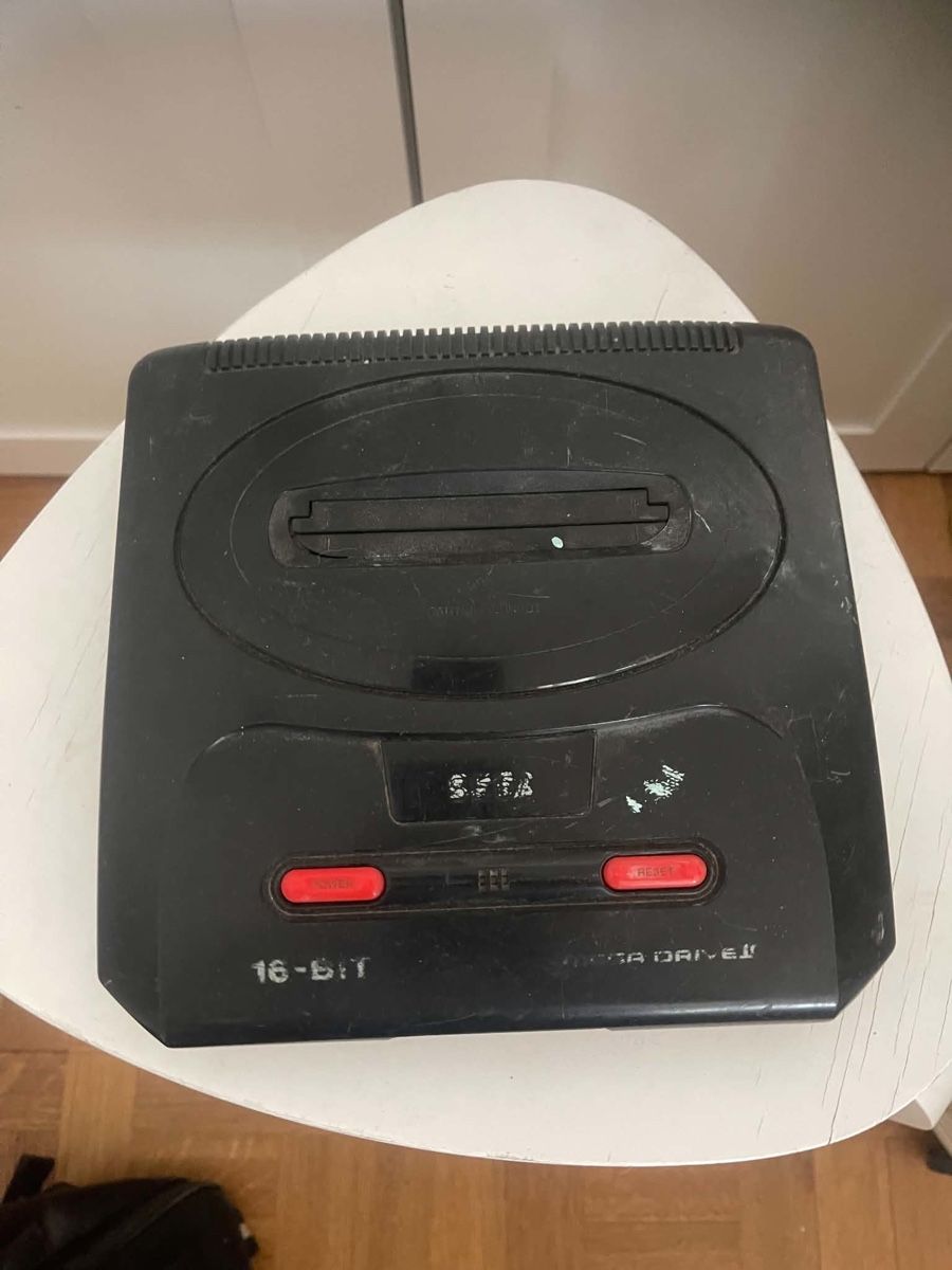 Sega Console: Sega mega drive 2 – Difettoso da Genève venduto da Gameretro.85 1