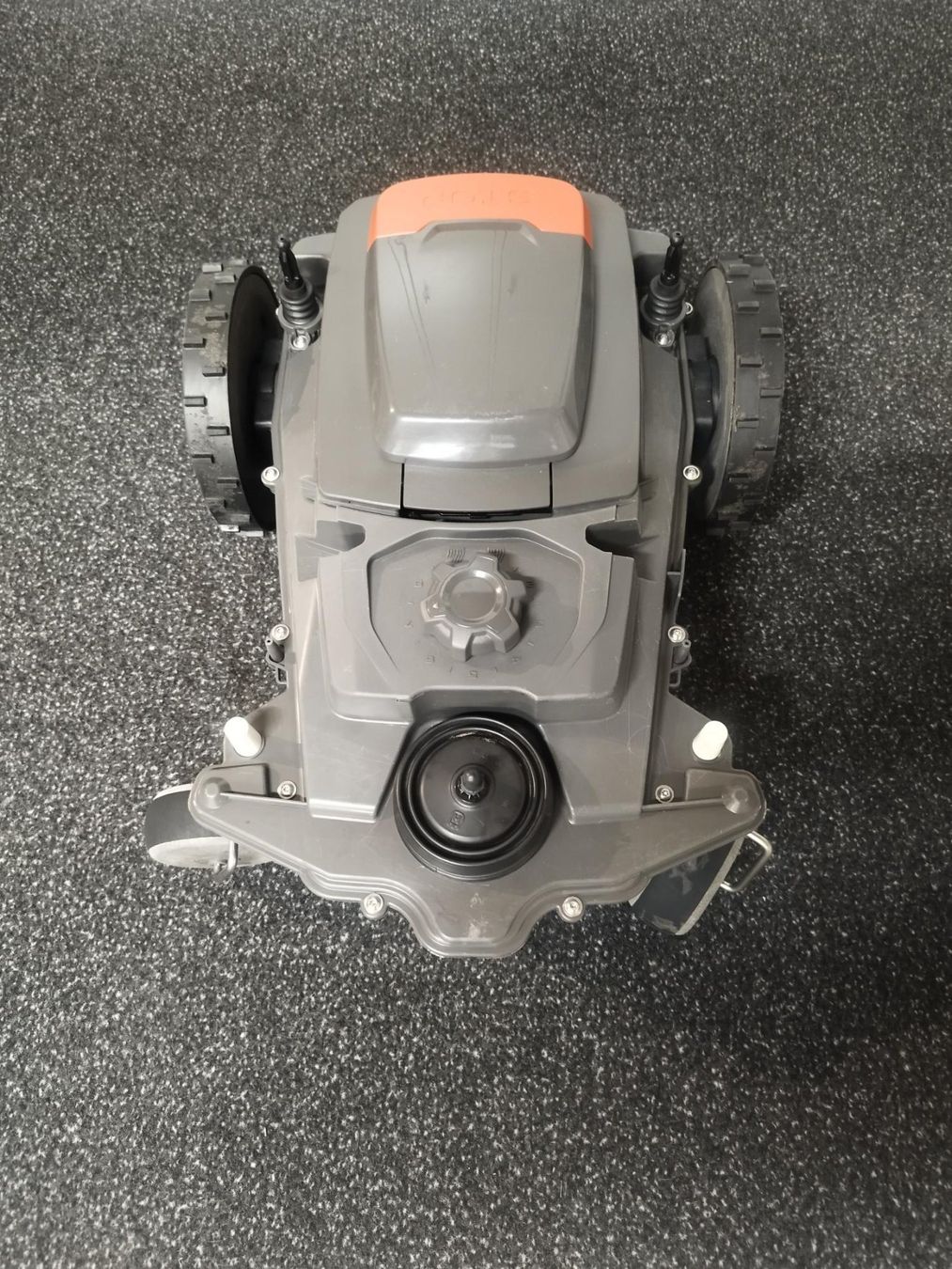 Husqvarna Tagliaerba: Husqvarna 310 Rasenroboter – Usato da Susten venduto da wallis81 2