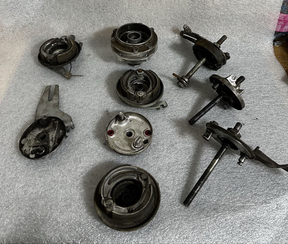 Puch Ciclomotori: Puch Maxi Bremsankerplatte / Bremsschild Konvolut – Difettoso da Amriswil venduto da es_sell 5