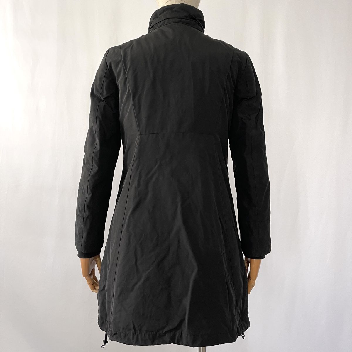 Woolrich Cappotti: WOOLRICH black down jacket  – Usato da Emmen venduto da Avviivva_Com2023 4