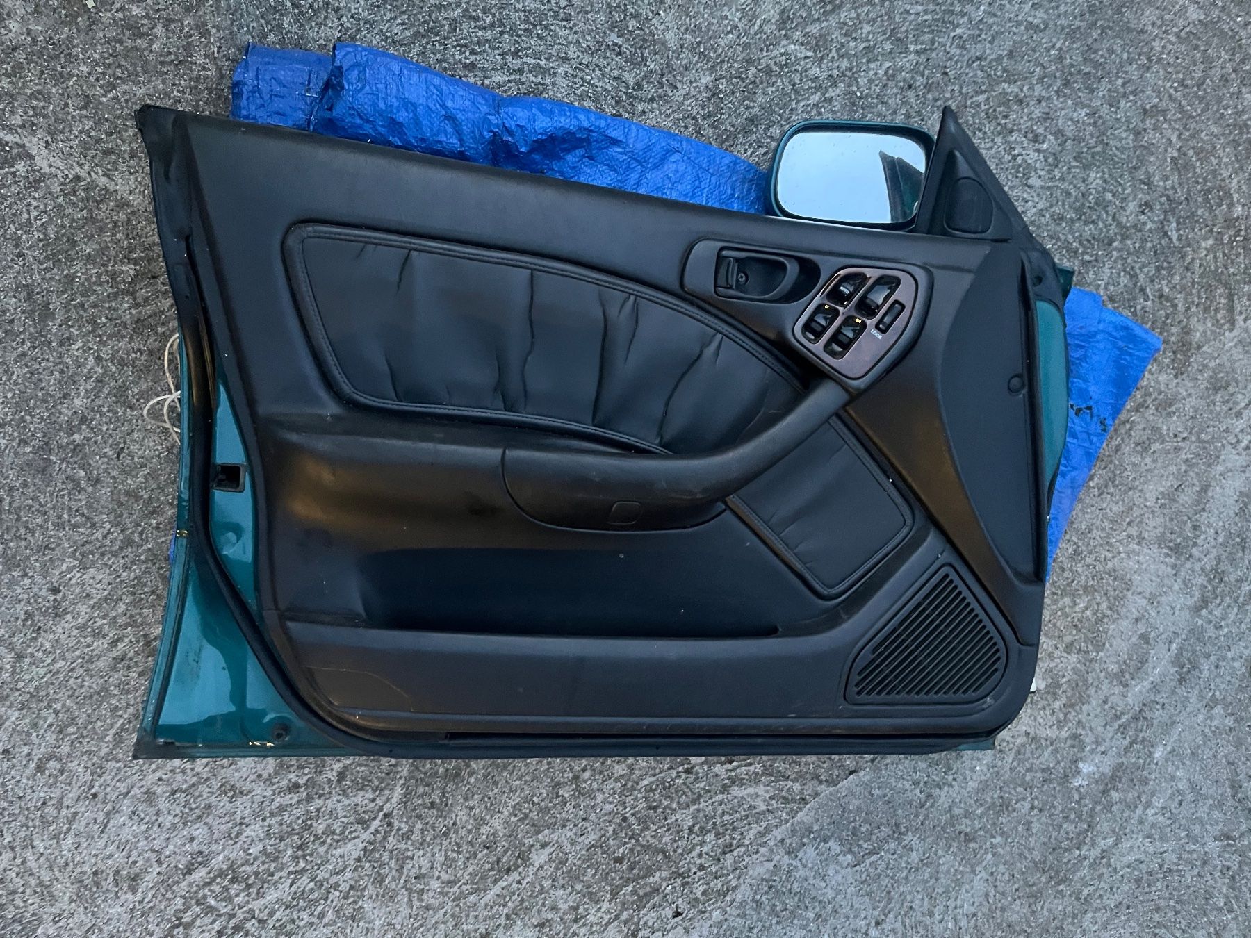 Subaru Tutti pezzi di ricambio auto: Subaru Legacy Türe – Usato da Dällikon venduto da CH-Schrauber 2
