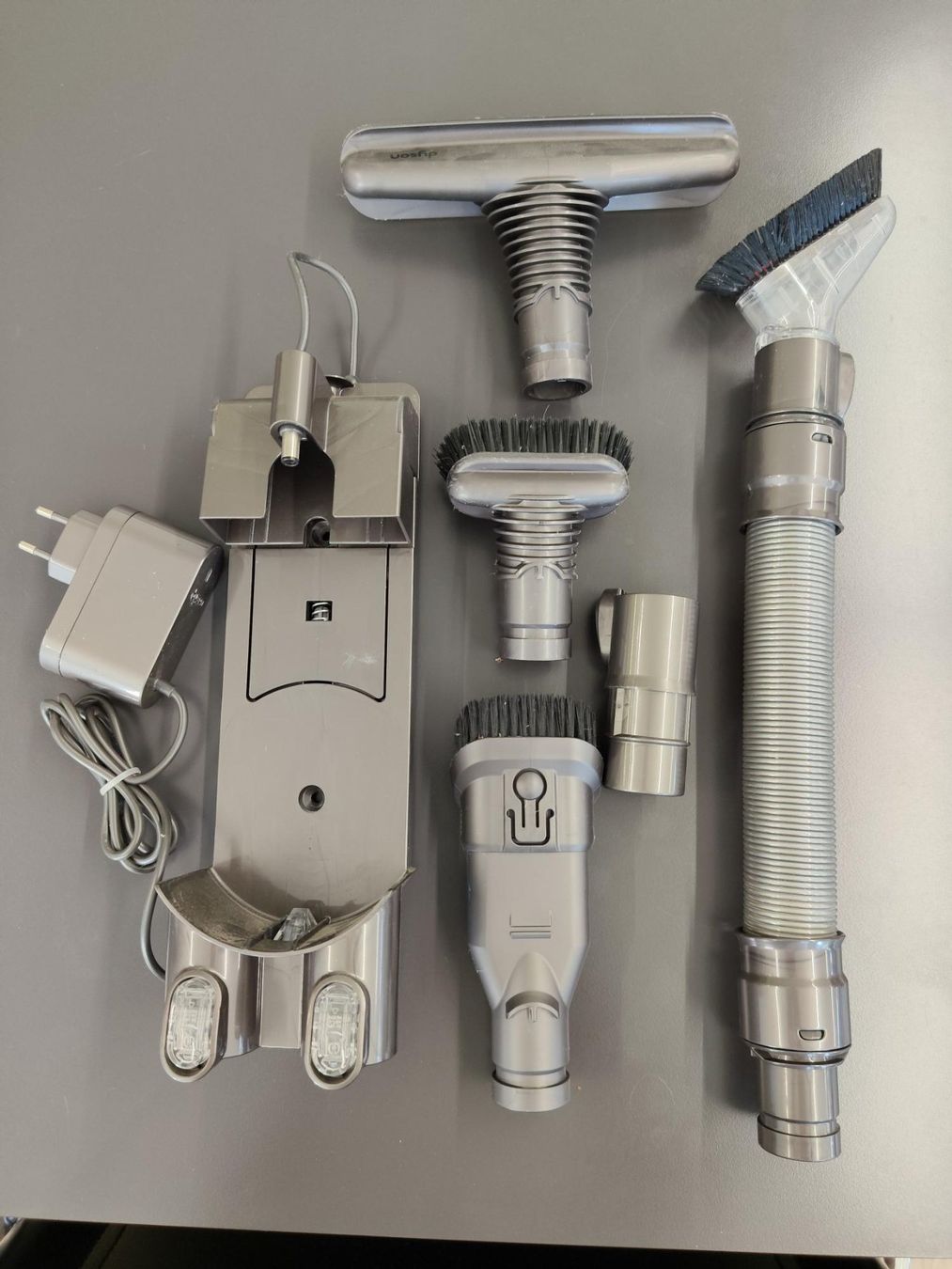 Dyson Aspirapolveri & Accessori: Dyson DC45 Handstaubsauger – Usato da Müllheim Dorf venduto da Caro05 2