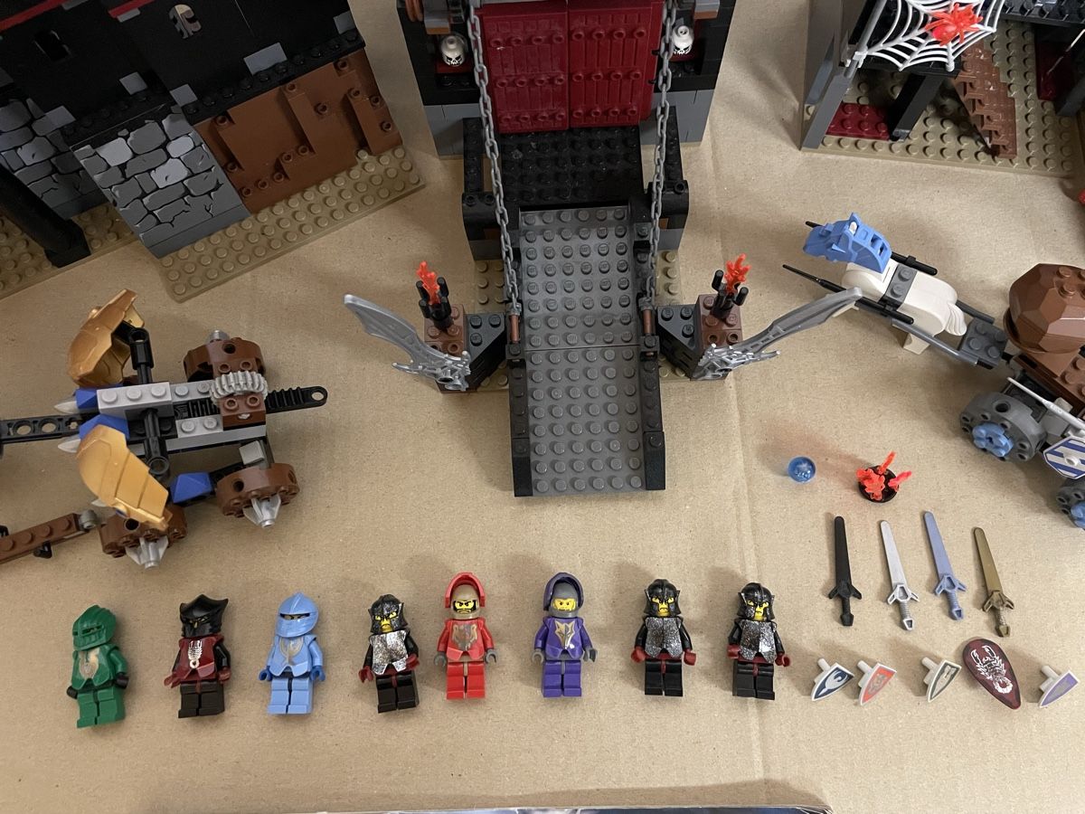 Lego Kit di costruzioni: Lego Knights kingdom 8877 – Usato da Möriken AG venduto da Peka01 2