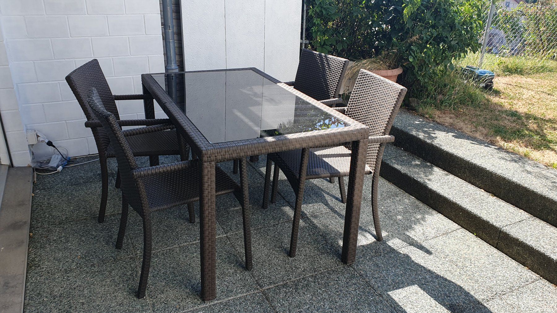 Tavoli: Gemütliches Gartentisch-Ensemble – Usato da Jona venduto da Difnol11