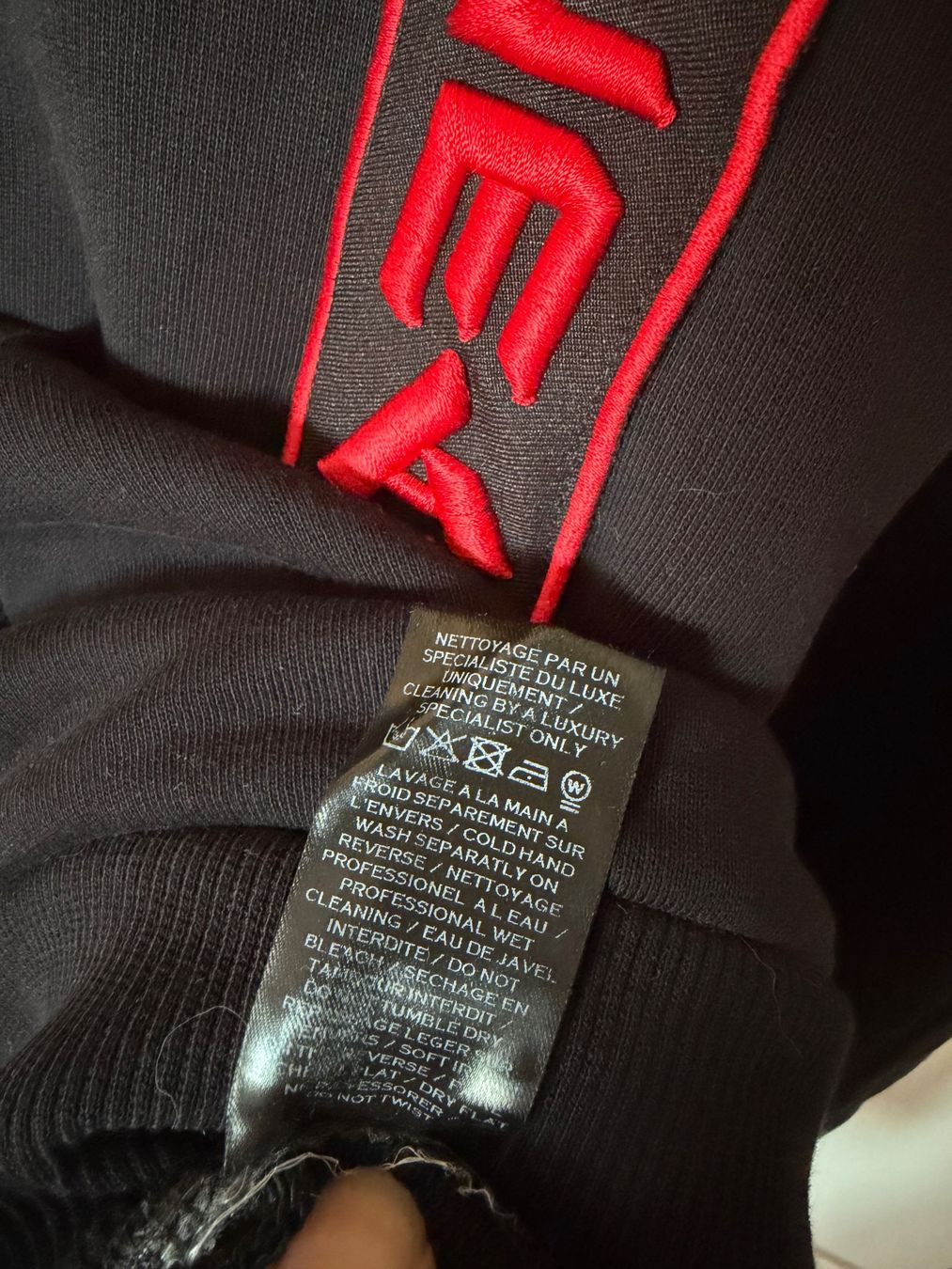 Balmain Maglioni & Felpe: Sweat à capuche noir Balmain unisexe – Usato da Crissier venduto da seikoruby 5