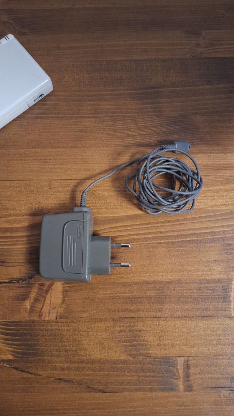 Nintendo Konsolen: Nintendo DS Lite Weiss – Gebraucht aus Bachenbülach von 4player4 5