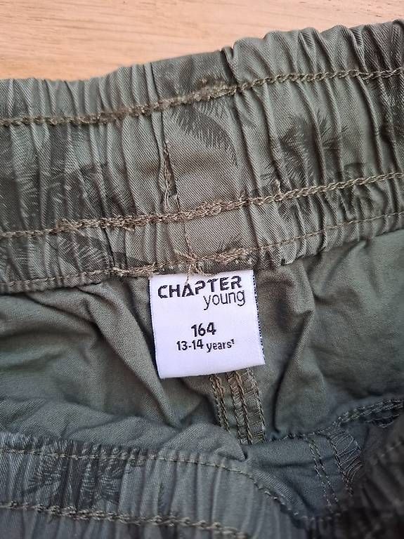 Pantaloni: Jungen-Shorts – Usato da Niederuzwil venduto da Liberatopixel 2