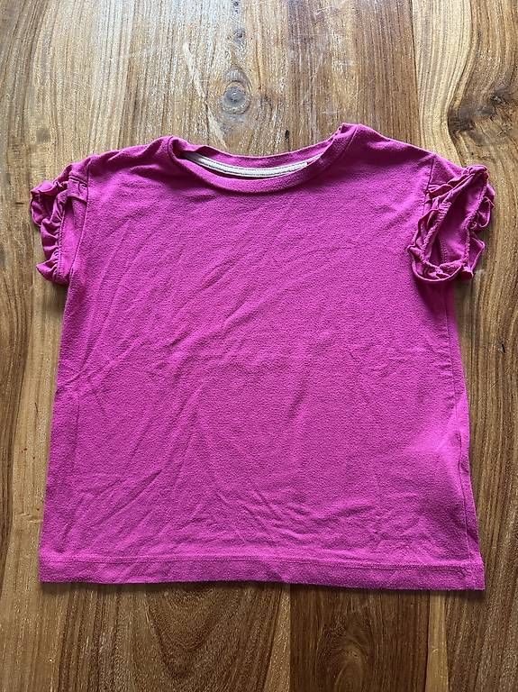 Blusen, T-Shirts & Tops: Boden Shirt Gr. 104 Pink  – Gebraucht aus Münsingen von Minimalisten