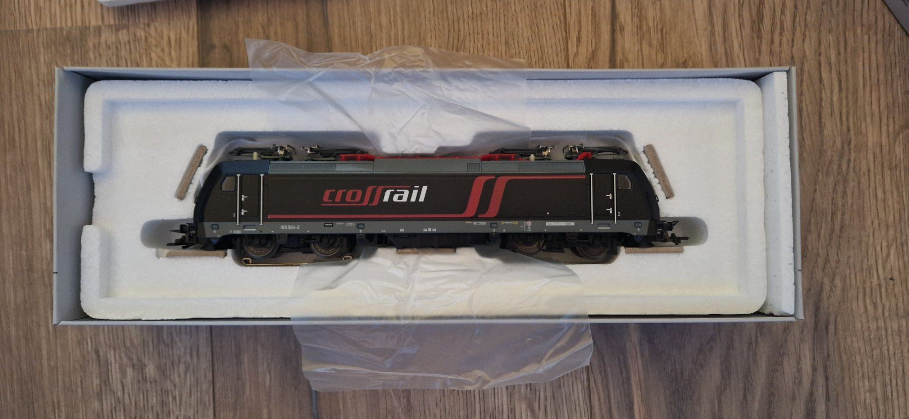 Märklin Modelleisenbahnen: marklin BR 185 crossrail – Gebraucht aus Crésuz von lechat07 1