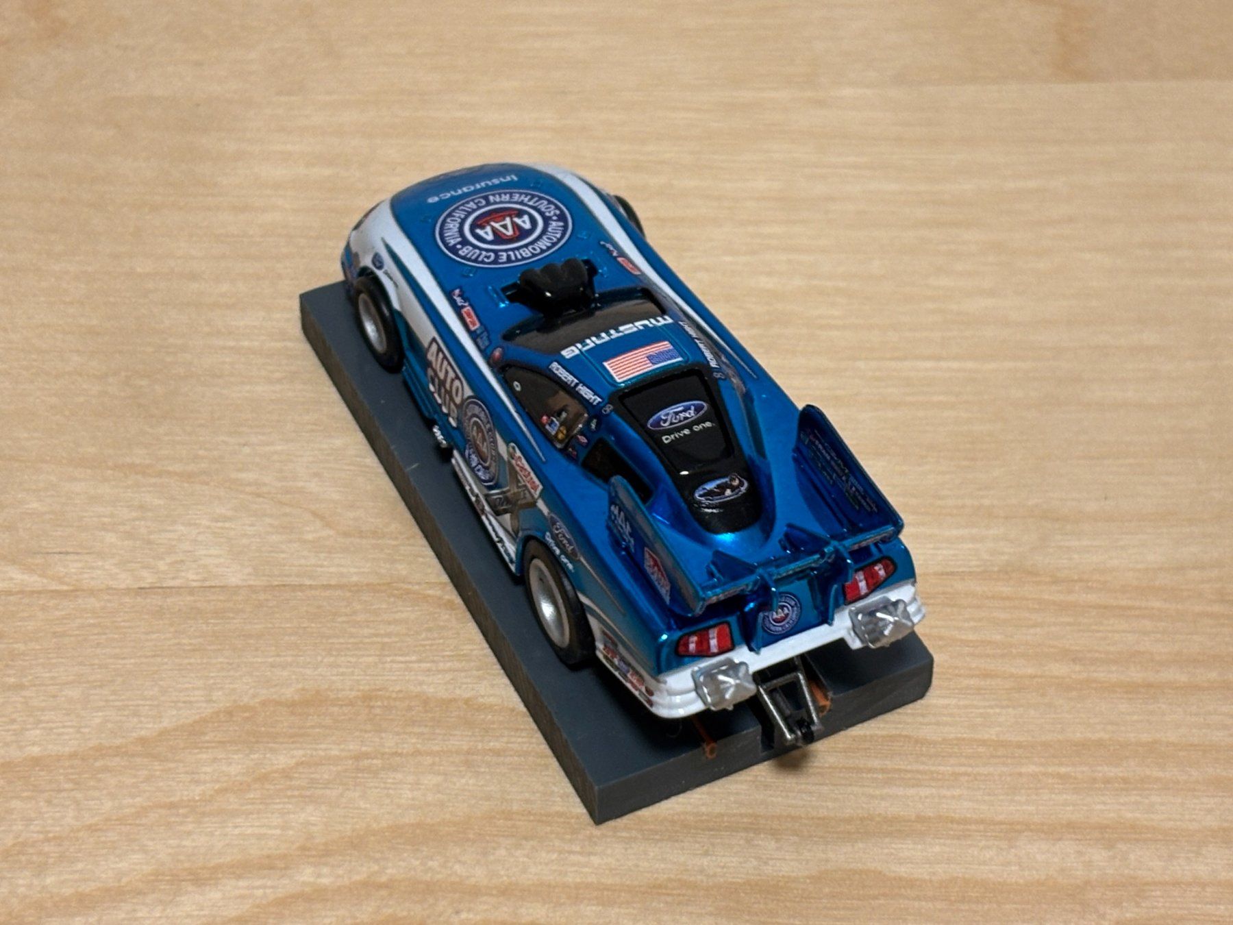 Circuits: AW 4Gear Funny Car "AAA" Robert Hight – Neuf (Voir description) à Bülach par h0slotch 2