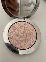 Limitierter Dior Hightlighter.  Wenig gebraucht worden