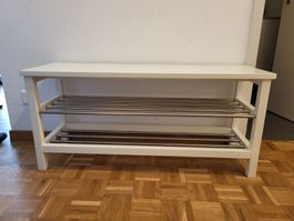 Schuhregal mit Sitzbank weiss (Tjusig, Ikea)