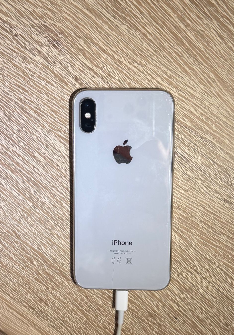 Apple Telefoni cellulari / Smartphones: Apple iPhone X silber 256GB – Usato da Biel-Benken BL venduto da len_5vvq