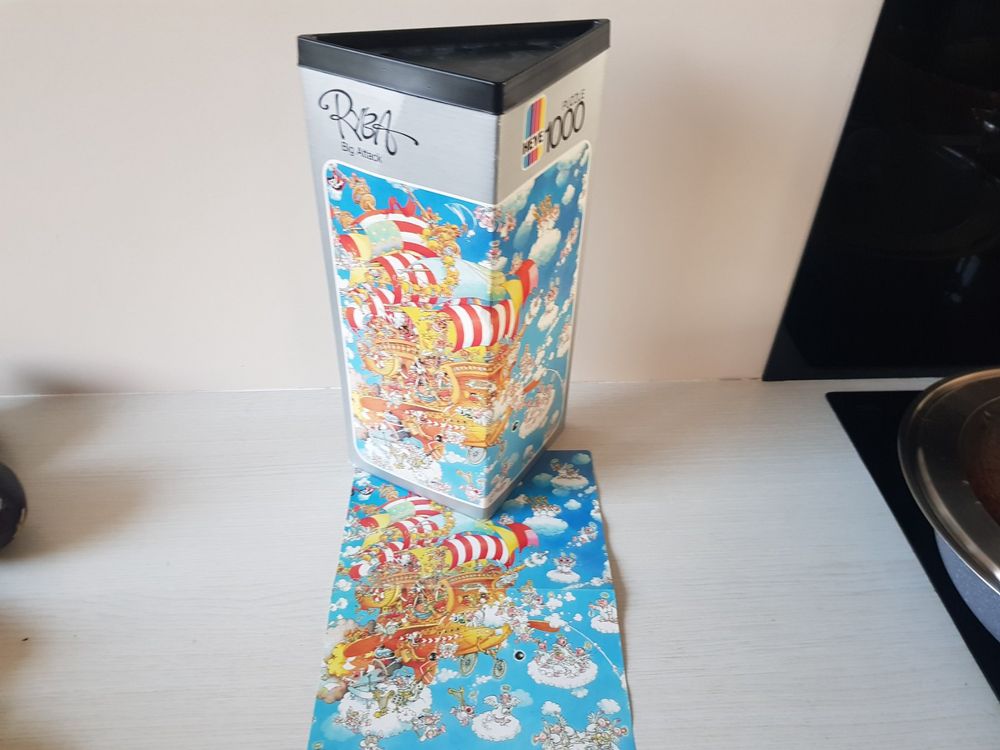 Puzzle Heye Vintage 1995 – Chasse Aux Monstres – 500 Pièces – Complet – Édition Rare