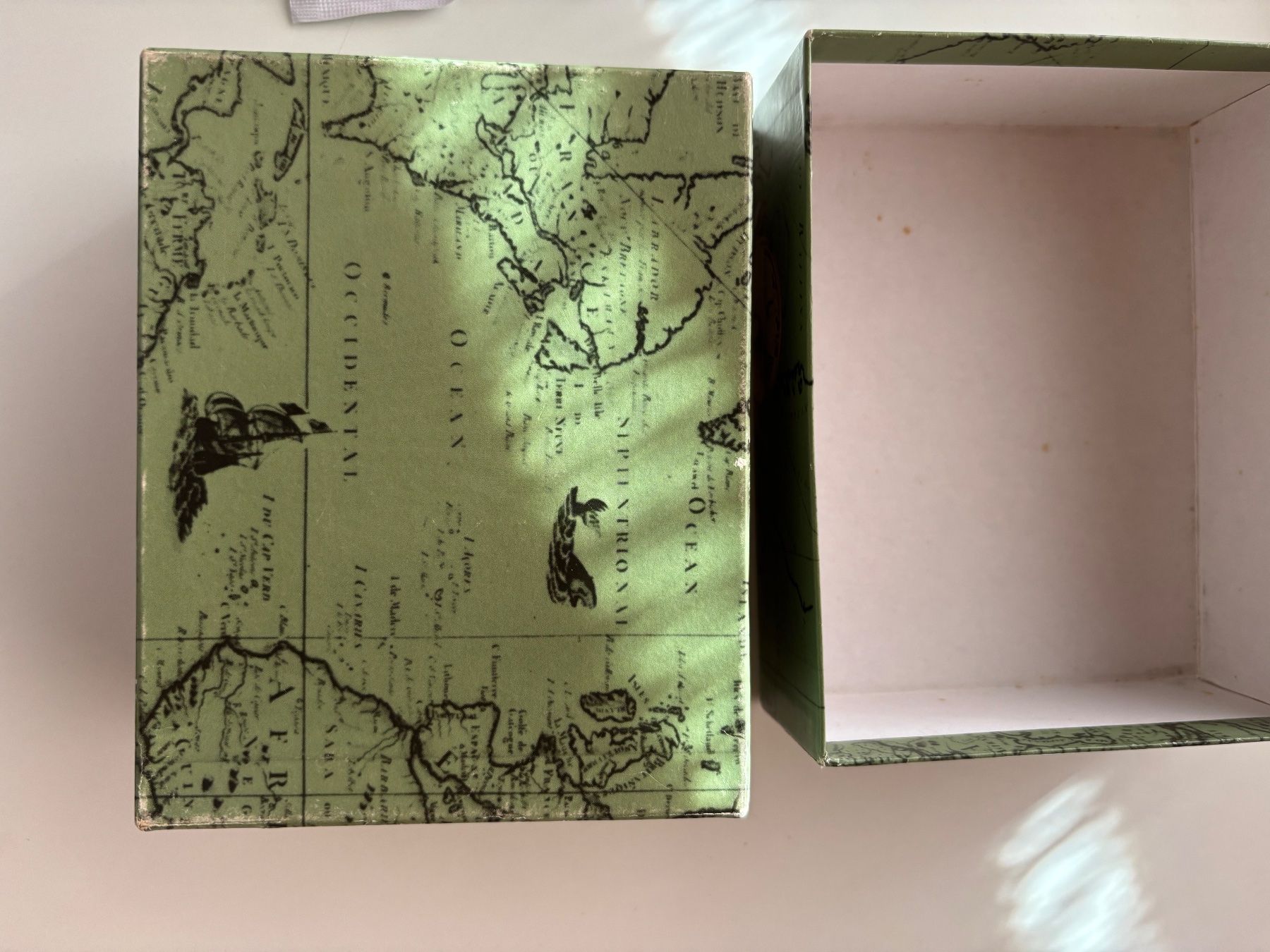 Rolex Scatole porta orologi: ROLEX original vintage worldmap outerbox for Oyster 67480 – Nuovo (secondo la descrizione) da Muraz (Collombey) venduto da Ivm_21 6
