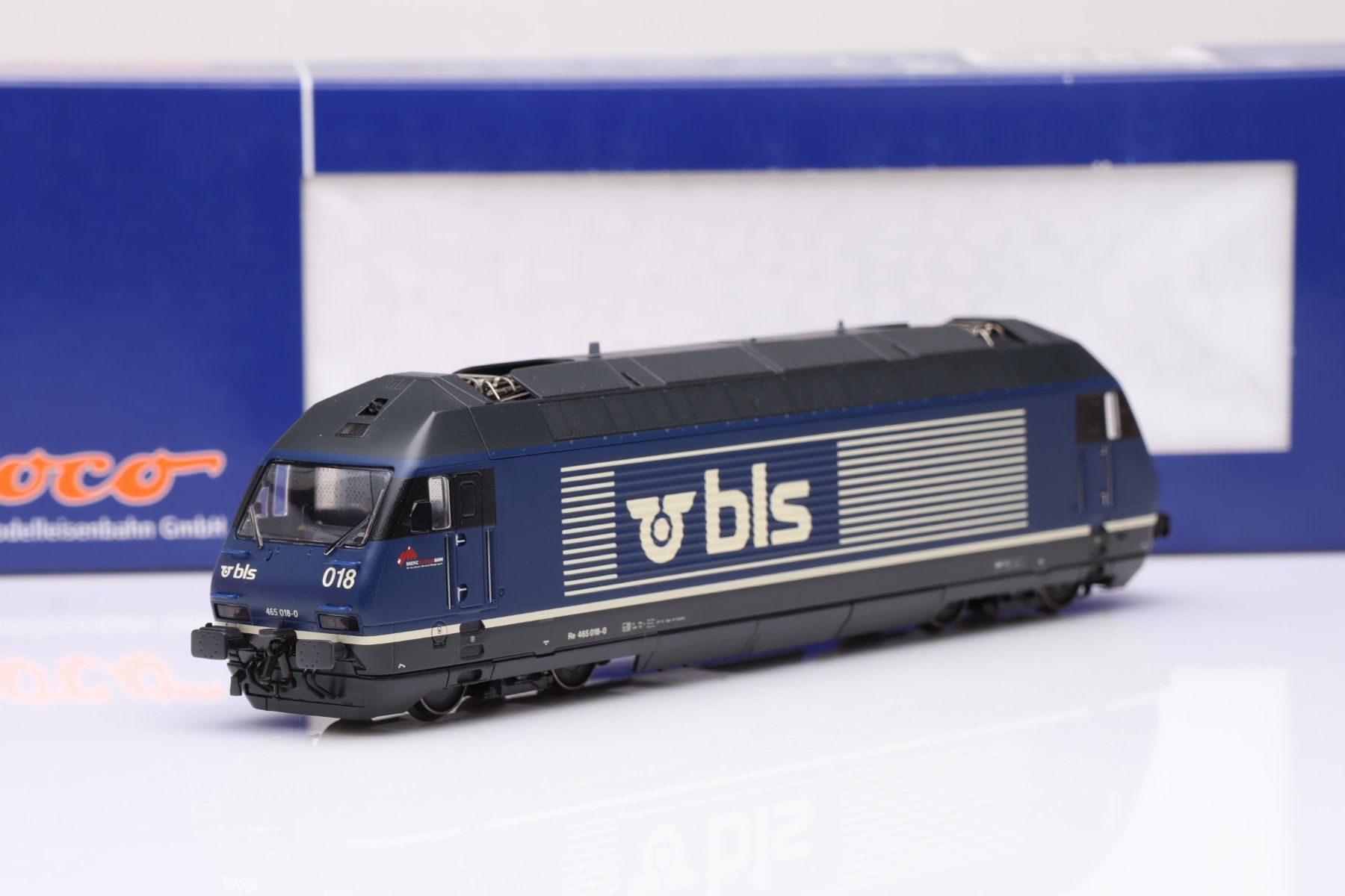 Roco Modellini di ferrovie: Roco 62399 BLS Re 465 018-0 E-Lok DC, H0 – Usato da Ried (Muotathal) venduto da Modellbahn.swiss
