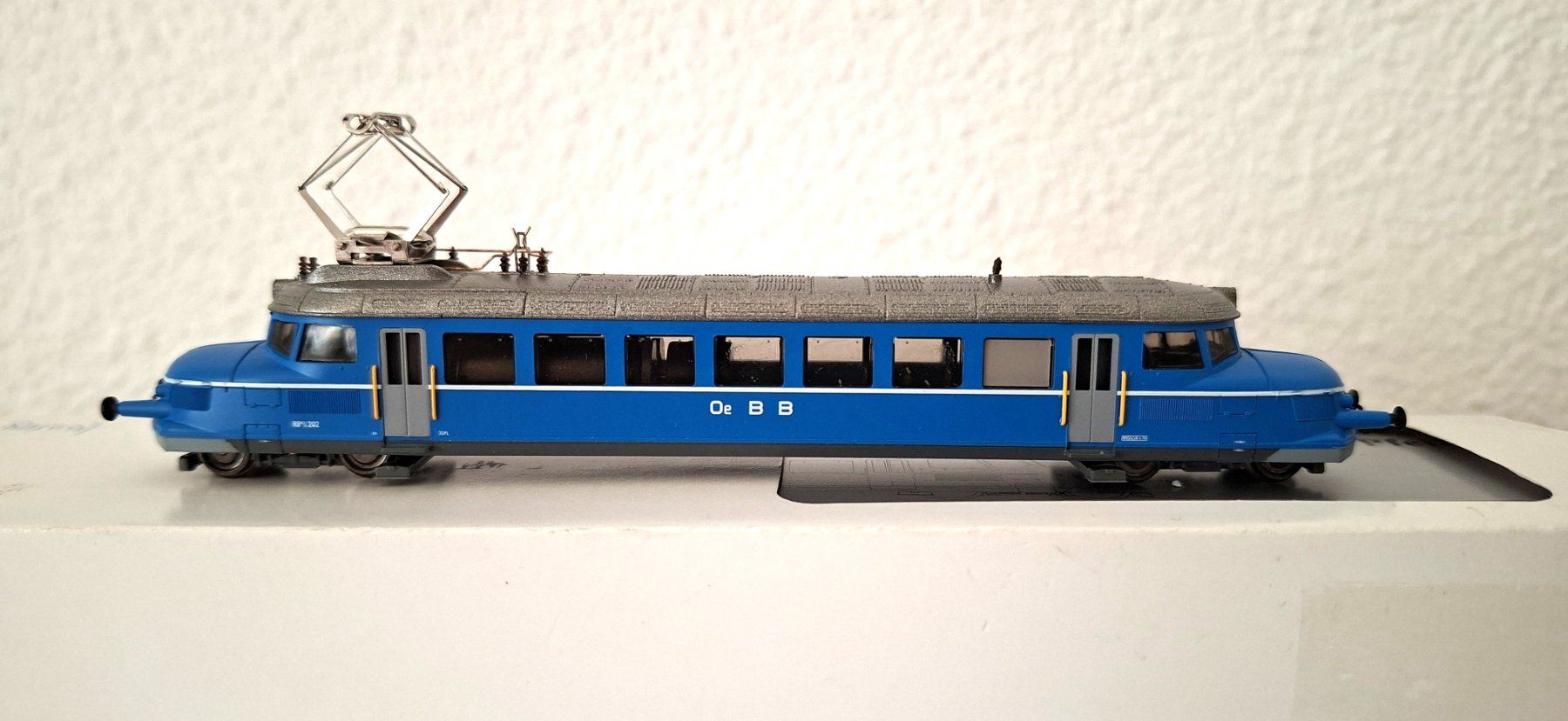 Hobbytrain Modellini di ferrovie: Hobbytrain blauer Pfeil der Oe BB  H2641 – Usato da Biberist venduto da Ntrains