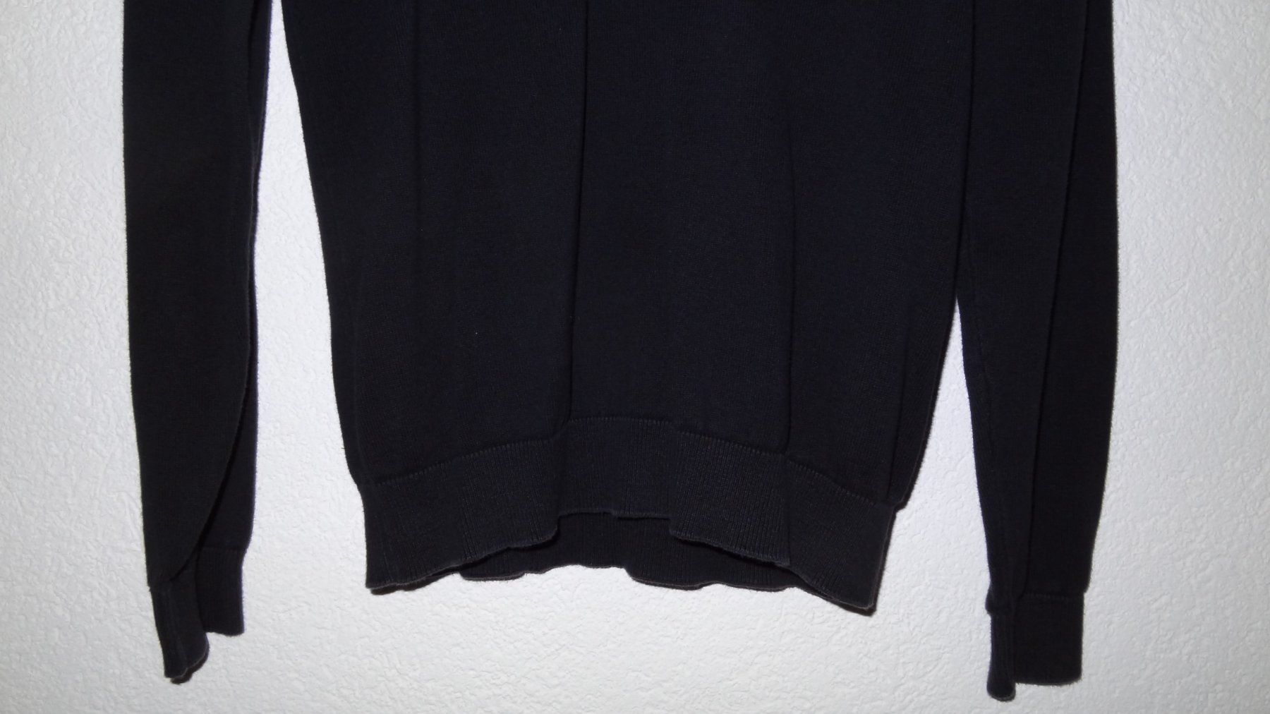 C&A Maglioni & Felpe: Angelo Litrico Herrenpullover mit V-Ausschnitt Grösse M – Usato da Winterthur venduto da Blueedition 2