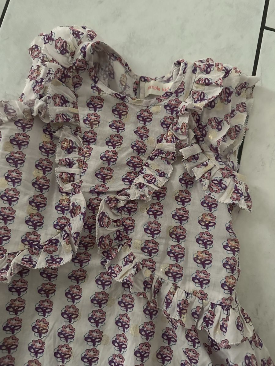 Camicette, T-shirt & Top: Simple Kids Belgium blouse – Usato da Horgen venduto da RenRio 2