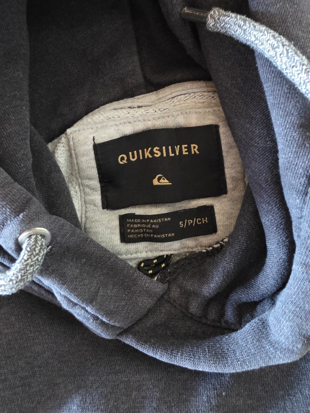 Quiksilver Pullover & Sweatshirts: sweatshirt Quiksilver – Gebraucht aus Grandson von dim_mll9 1