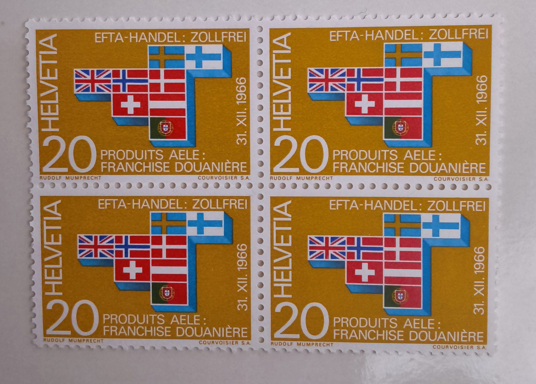 Tous les timbres: Set Neue Briefmarken, ungebraucht – Neuf (Voir description) à Hallau par histoiremerveilleuse 1