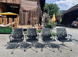 4 X meda chair mit netzrücken Von vitra