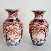 Paar antike Imari Vasen um 1890
