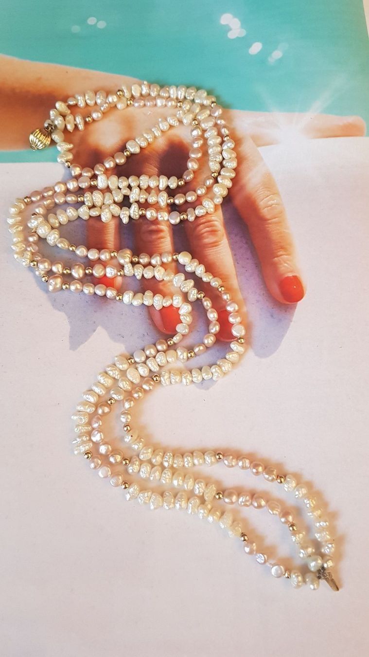 Ketten: Biwa Perlenkette mit echten Goldkugeln – Neu (gemäss Beschreibung) aus Unterägeri von Altgoldschmuck 1