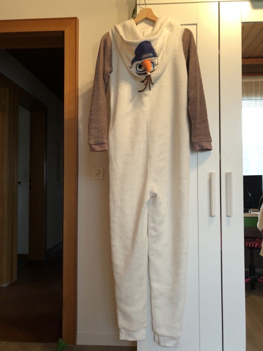 Tute: Onesie Disney Olav Gr.S – Usato da Balsthal venduto da Katzenfan99 2