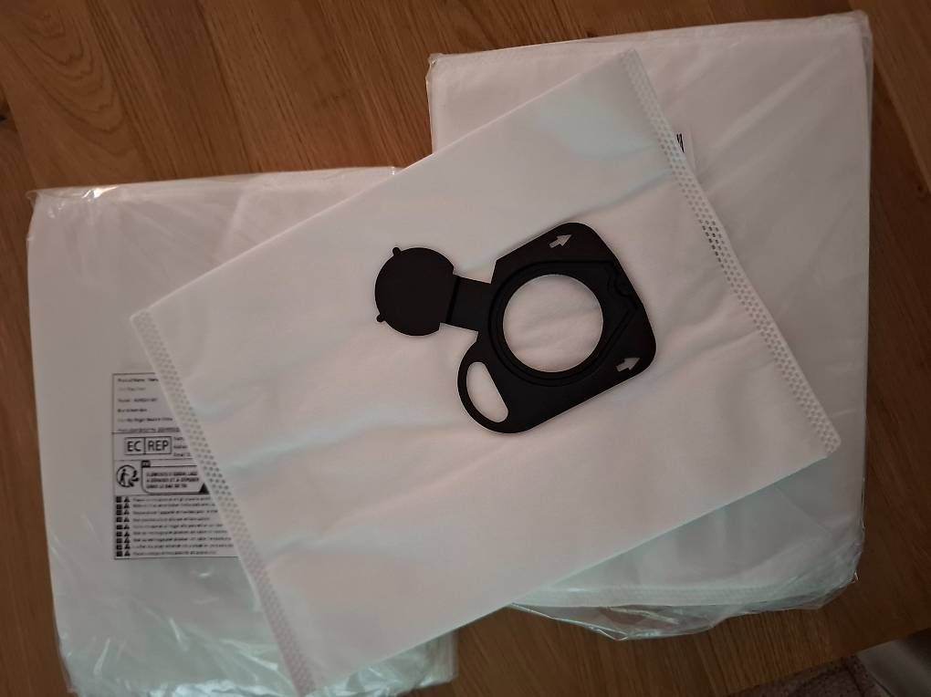 Staubsauger & Zubehör: Staubsaugerbeutel – Gebraucht aus Niederuzwil von Liberatopixel