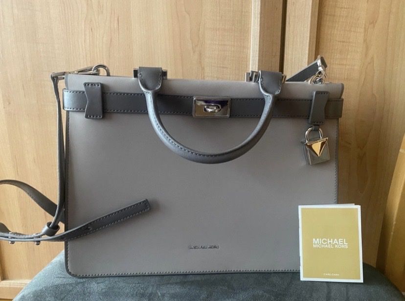 Michael Kors Borse da donna: Michael Kors Tatiana Leather Bag – Nuovo (secondo la descrizione) da Boudry venduto da Lusitano1139 1