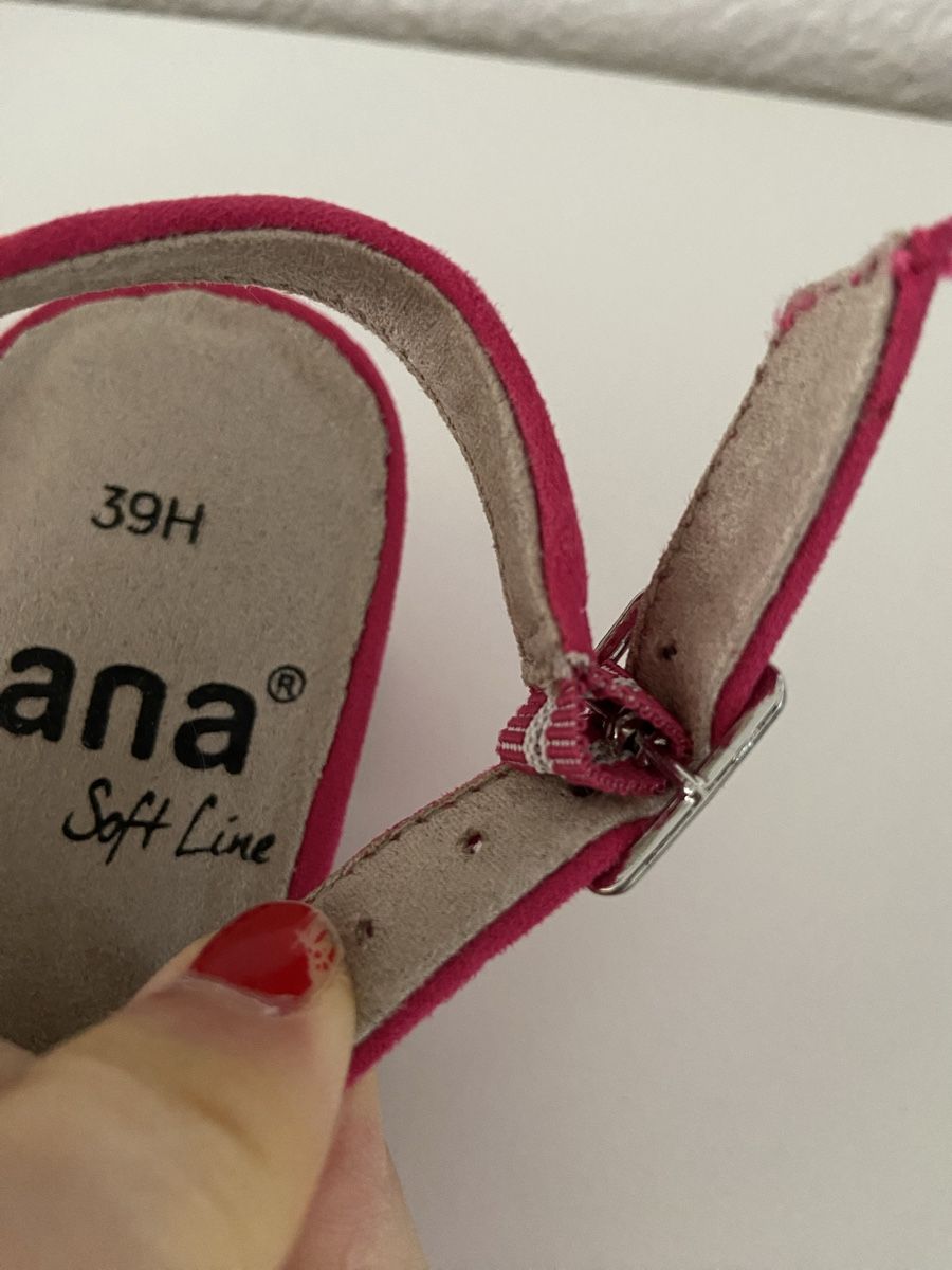 Scarpe da donna: NEU: Slingback Pumps – Nuovo (secondo la descrizione) da Bülach venduto da kittygismo 7