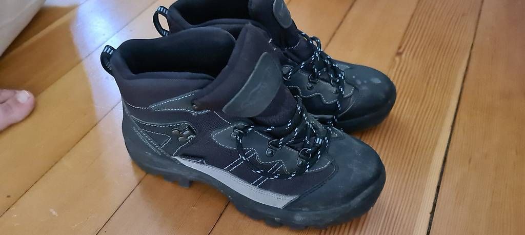 Damenschuhe: Wanderschuhe  Weissenstein 38/39 – Gebraucht aus Mörschwil von mar_5yyy 2