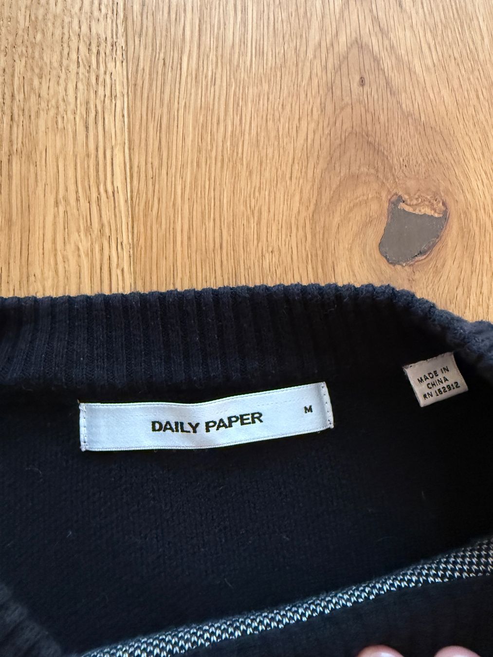 Pullover & Sweatshirts: Daily Paper Strickpullover Size M – Gebraucht aus Oberwil BL von luca.wgnr.t 2