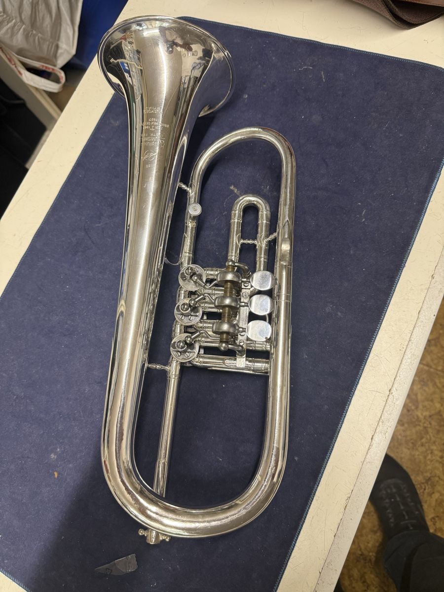 Strumenti musicali: Flügelhorn Hirsbrunner  – Usato da Burgdorf venduto da kla_r5tf