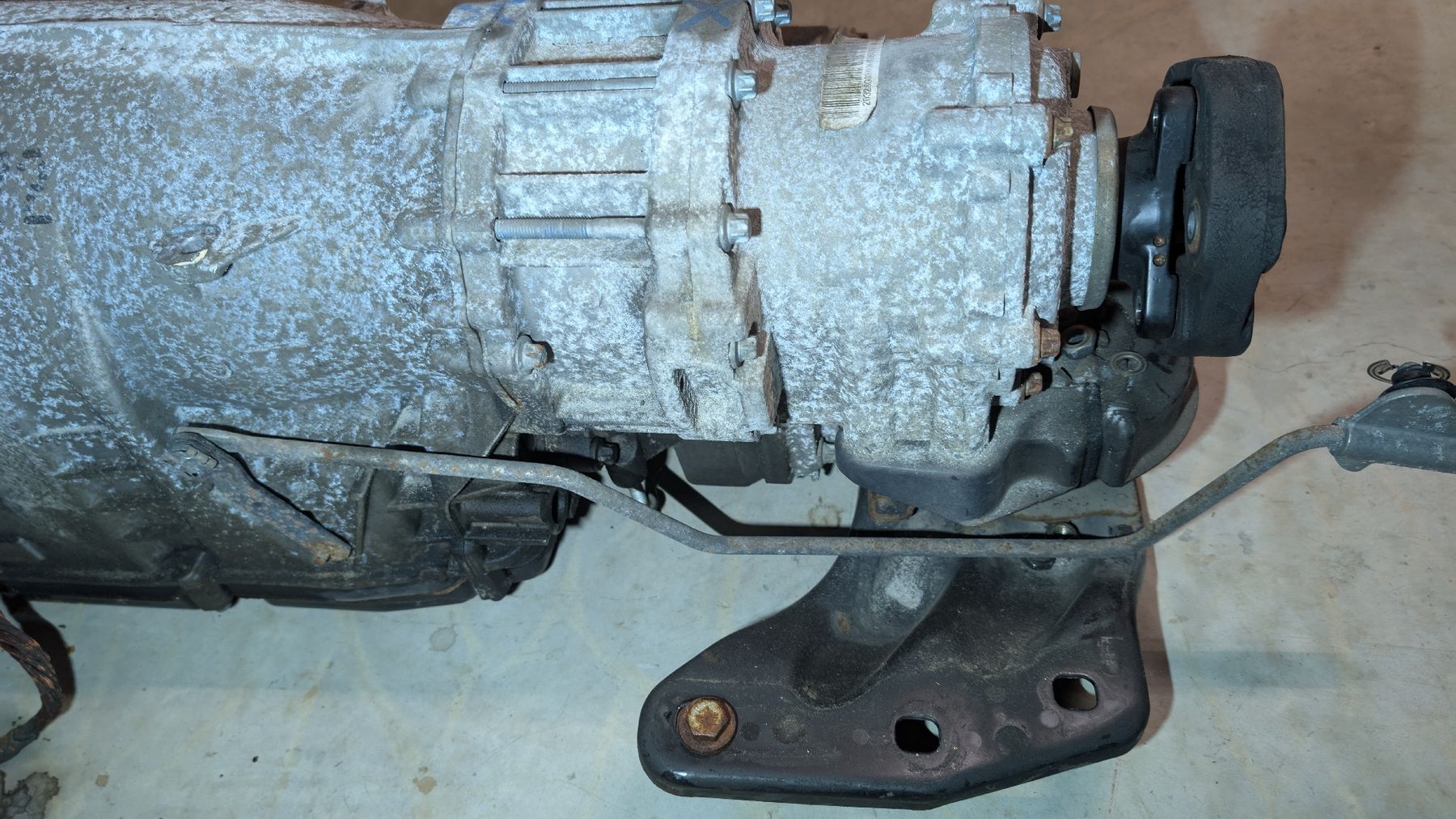 Mercedes-Benz Tutti pezzi di ricambio auto: Mercedes Benz W211 Getriebe – Usato da Pfaffnau venduto da ame_w6yx 3