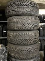 4x 235/45R20 