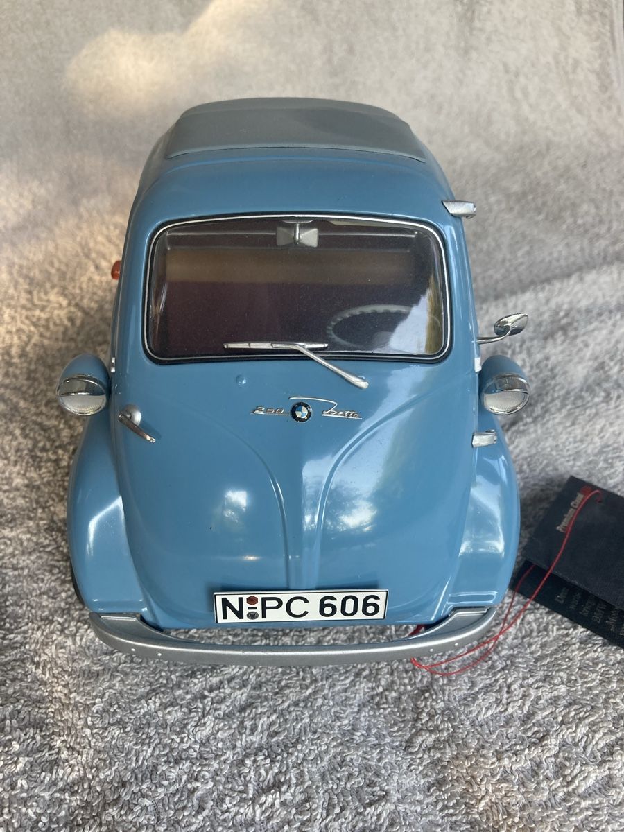 BMW Modellautos: BMW Isetta 1/12 Premium Classic Classixxs BMW Isetta Export – Neu (gemäss Beschreibung) aus Brugg AG von Schlumpf1962 1