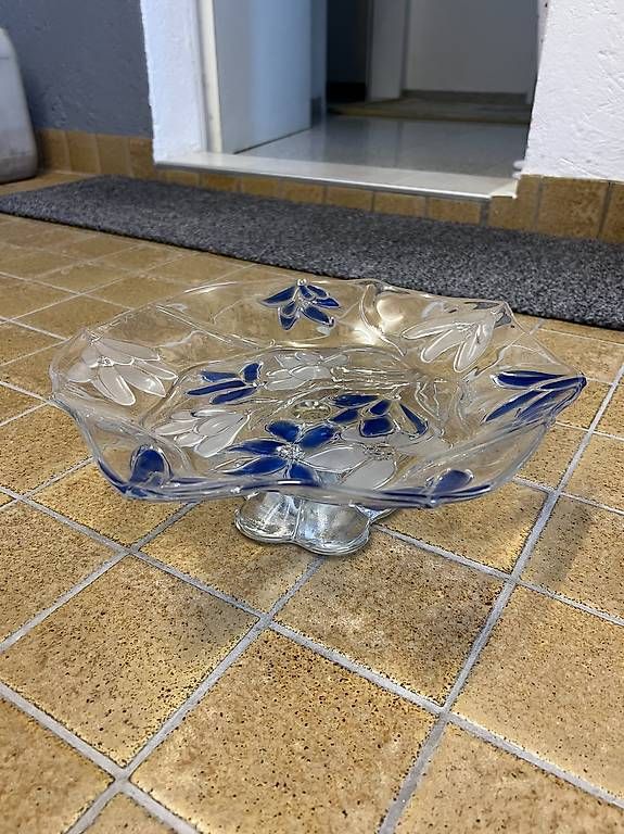 Ciotole: Glas-Fussschale mit Blumenmuster – Usato da Lufingen venduto da luc_g6rv 1