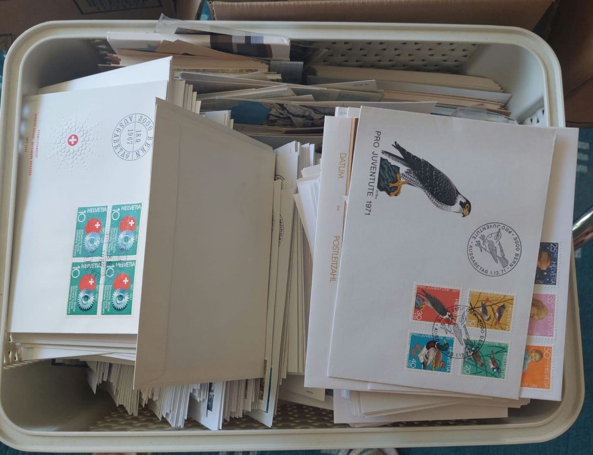 Tutti i francobolli: Nachlass Sammlung über 1000 CH FDC – Usato da Duebendorf venduto da 69R81y 3
