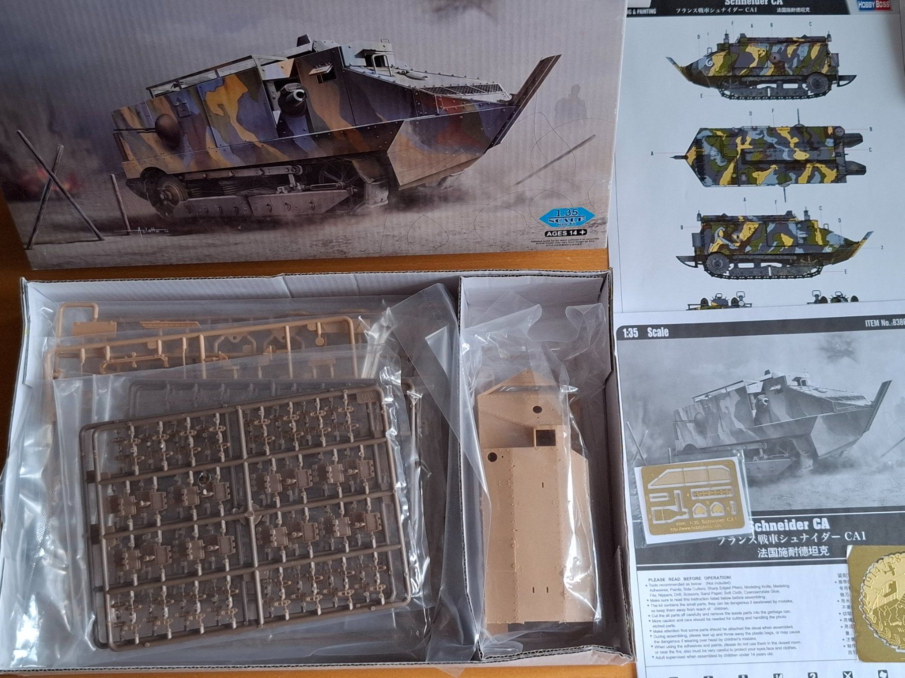 Kit di modellismo & Modellini statici: HobbyBoss Schneider CA. 1/35 – Nuovo e nell'imballaggio originale da Diepoldsau venduto da beeteutel 1